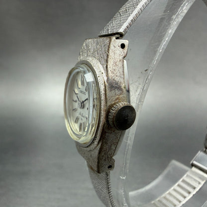 Seiko Watch Women 15mm Silver Dial Silver Tone Manual Oval 1120-7000 Runs VTG2