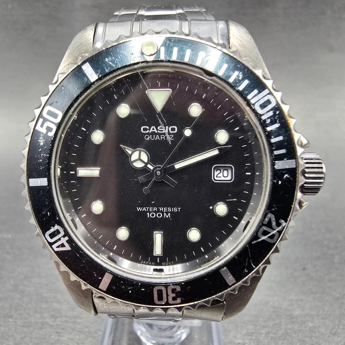 Casio MTD-1010 Dive Watch Men 40mm Black Dial Silver Tone Date Round PARTS0