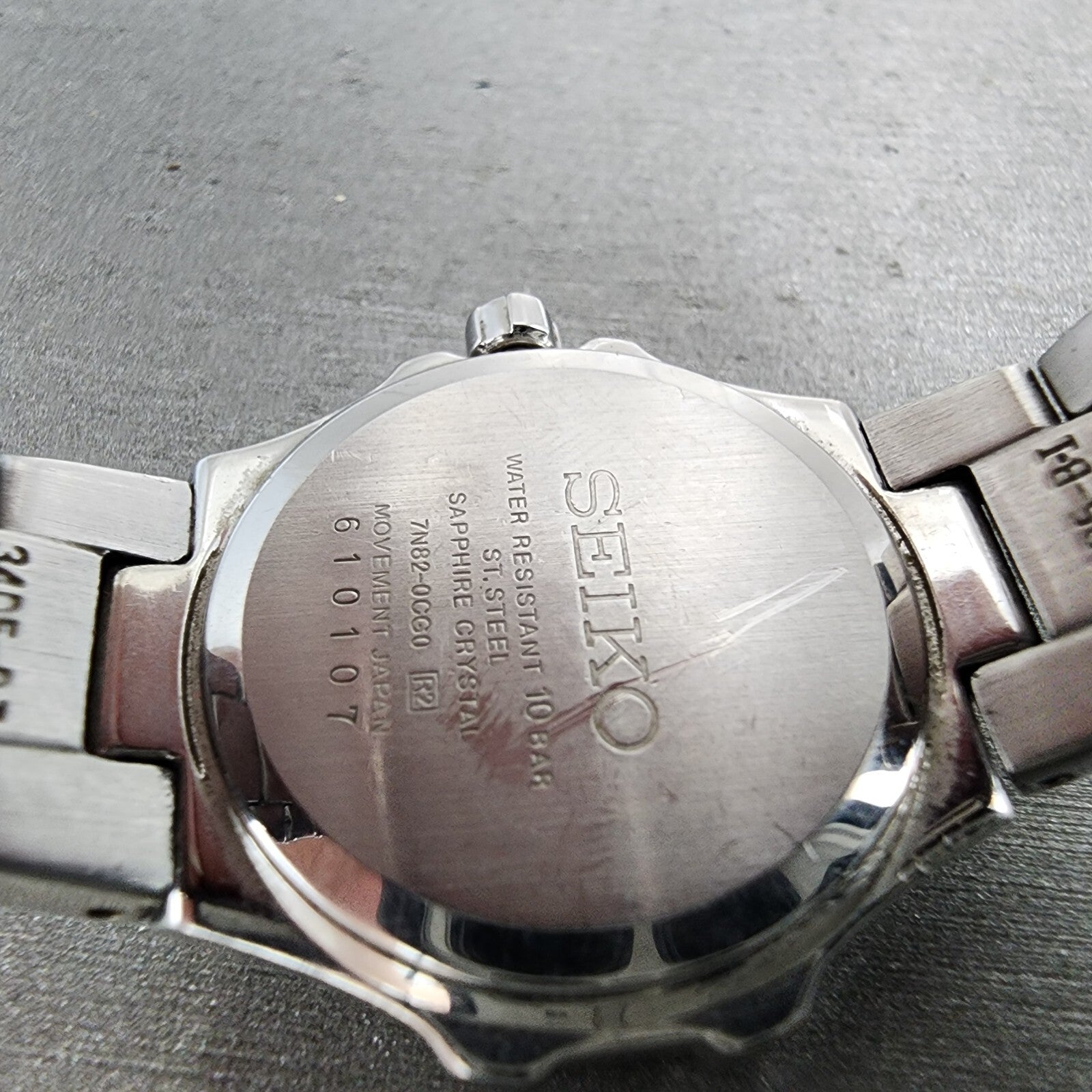 Seiko Watch Women 27mm MOP Dial Steel Date Round Diamonds 7n820CG0 New Battery9