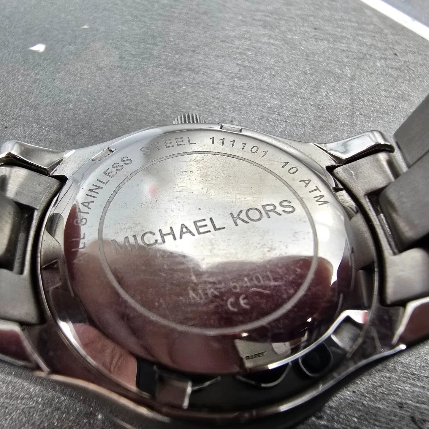 Michael Kors Madison Watch Women 33mm MOP Dial Silver Tone Date MK-5401 NewBat Q9