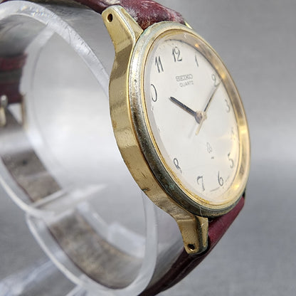 Seiko Watch Women 26mm White Dial Gold Tone Round 26210020 New battery VTG3