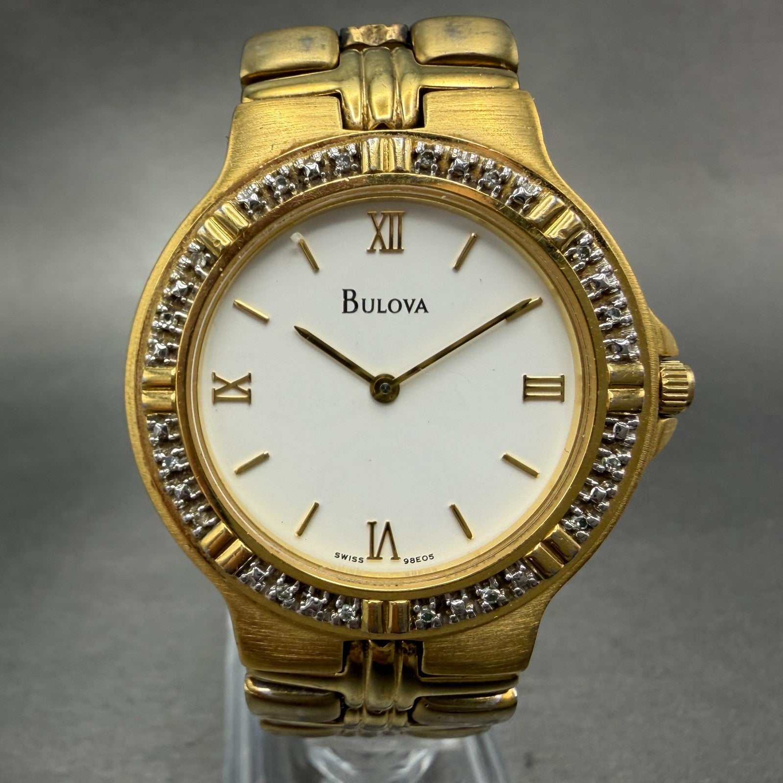 Bulova Watch Men 34mm White Dial Gold Tone Diamond Bezel Round 98E05 New Battery0