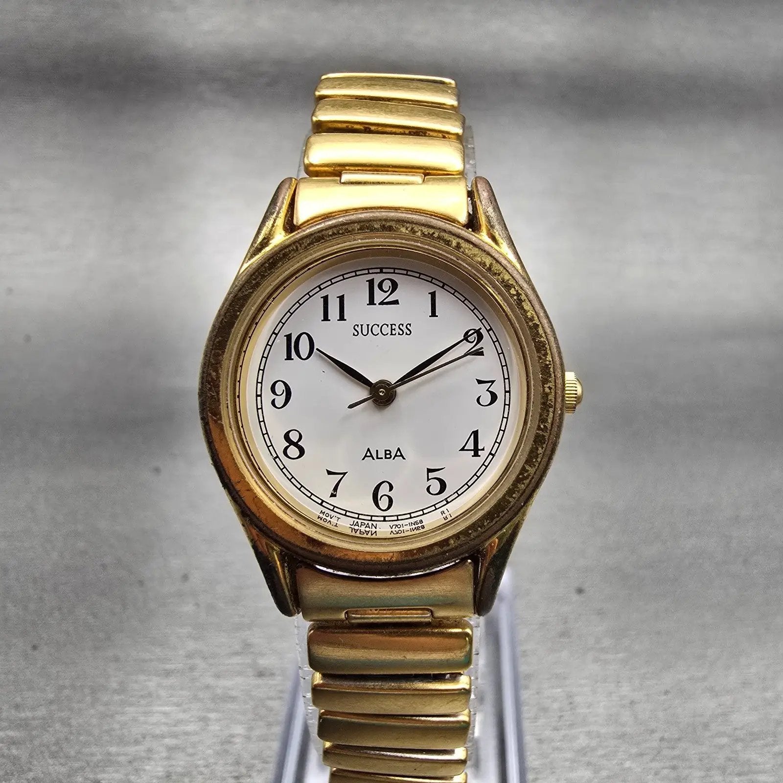 Seiko Alba Success Watch Women 25mm White Dial Gold Tone Round V701-1L70 NewBat0
