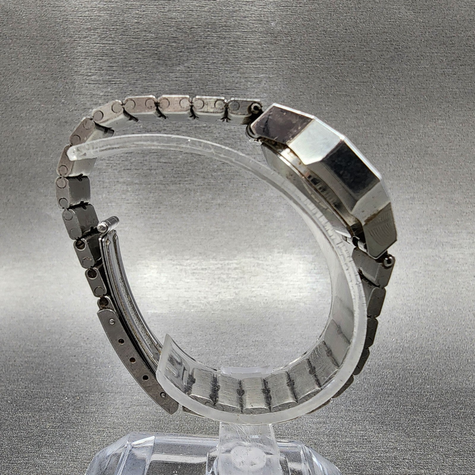 Bulova Digital Watch Women 25mm LCD Blue Dial Silver Tone Octagon New Battery N78