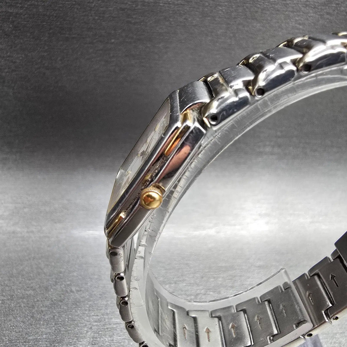 Seiko Tank Watch Women 21mm White Dial Two Tone Rectangle 1N00-0FY0 New Battery2