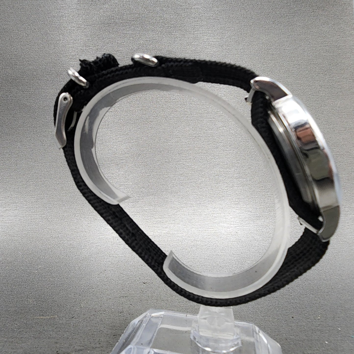 Timex Weekender Watch Men 38mm Cream Dial Silver Tone Indiglo READ!! New Battery8