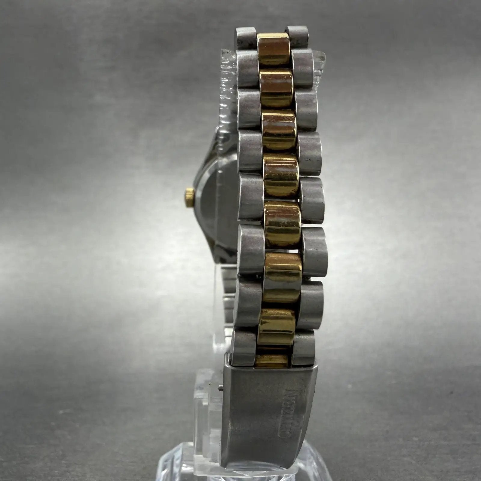 Citizen CQ Watch Women 24mm Gray Dial Two Tone Daydate 6000-K04069 New BatteryAB7