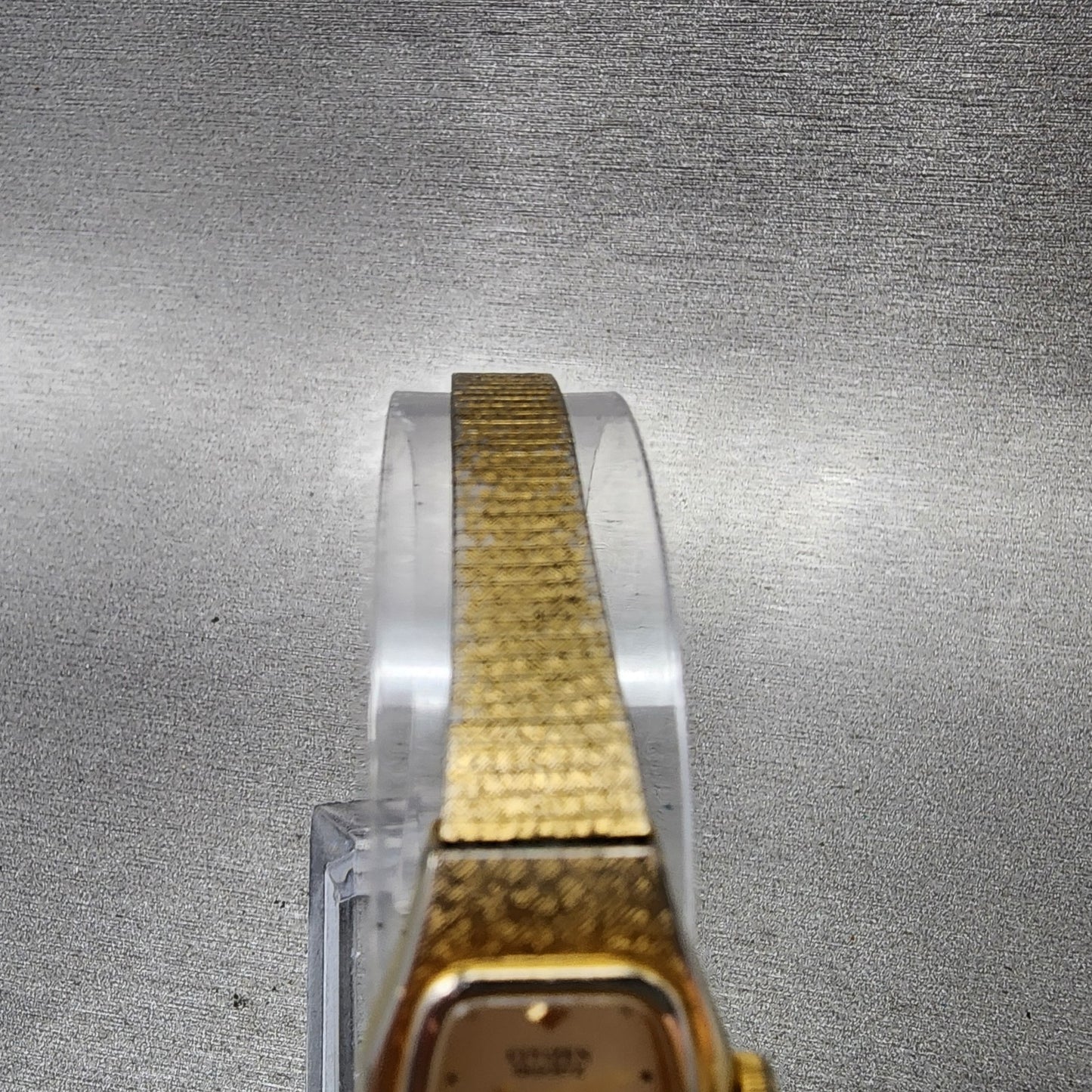 Citizen CQ Watch Women 16mm Champagne Dial Gold Tone 3220324099 New Battery4