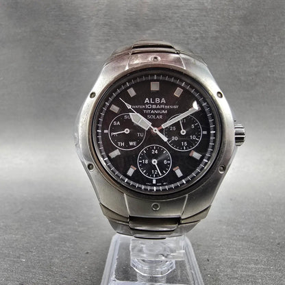 Seiko Alba Solar Watch Men 39mm Black Dial Titanium Daydate Round V14J-0AA0 Runs5