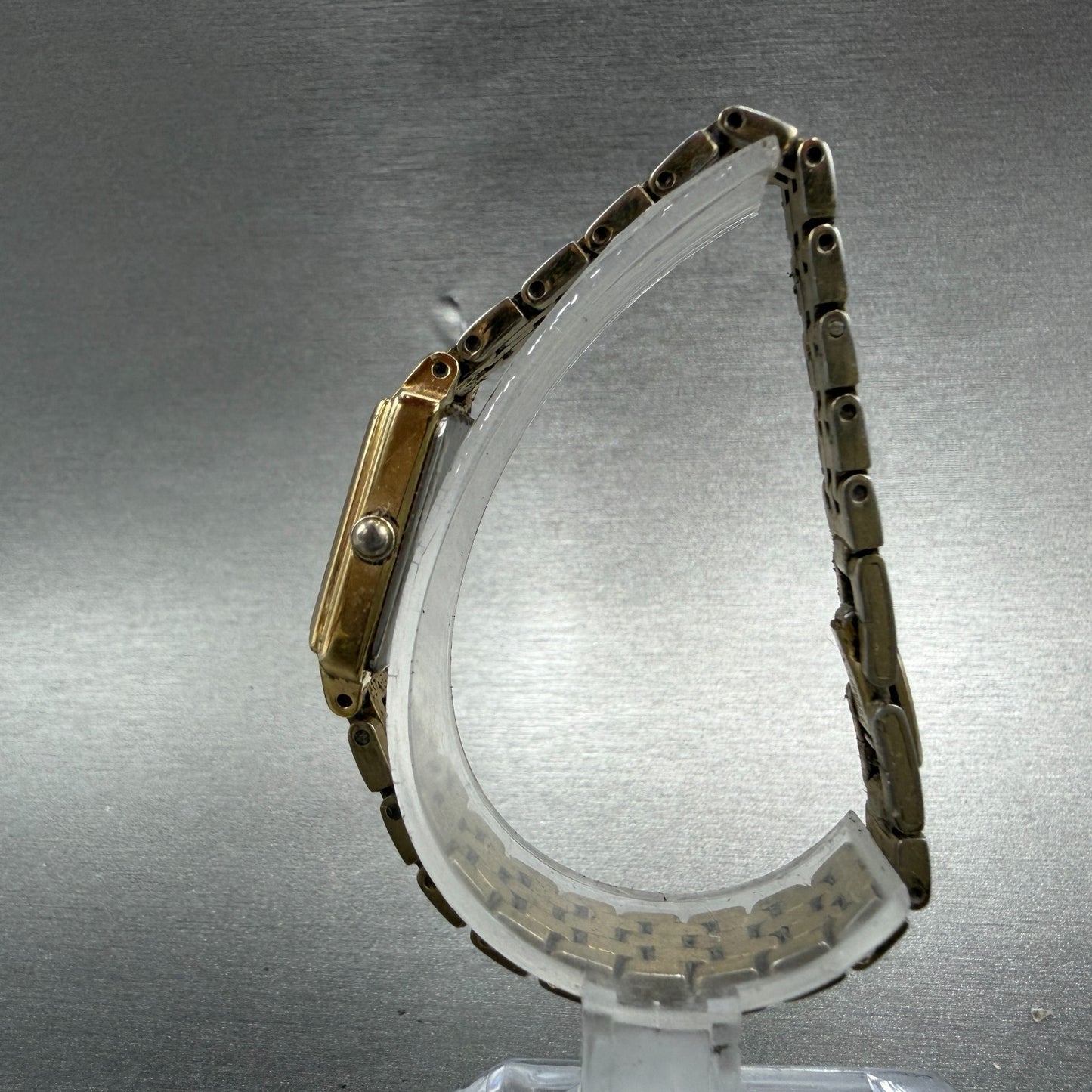 Seiko Tank Watch Women 16mm Champagne Dial Gold Tone 1N01-0FH0 New Battery ZYGF66