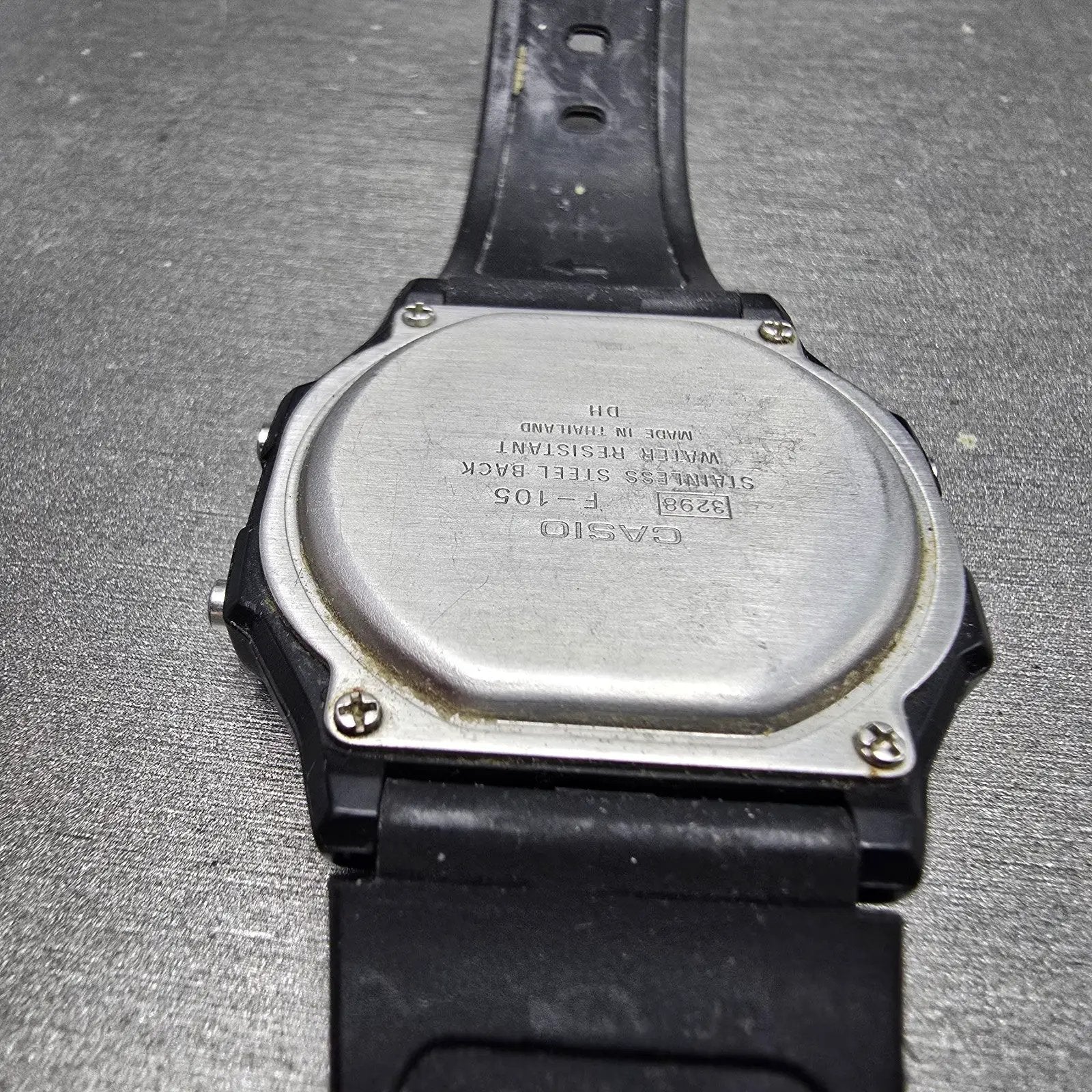 Casio F-105 Watch Men 36mm Digital Black Tone Alarm Chrono 3298 New Battery10