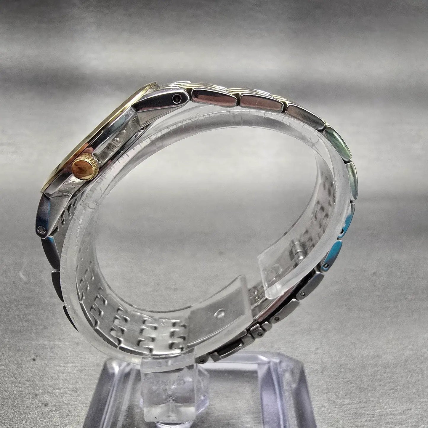 Bulova Watch Women 27mm Silver Dial Two Tone Gemmed Round 98P115 New Battery6