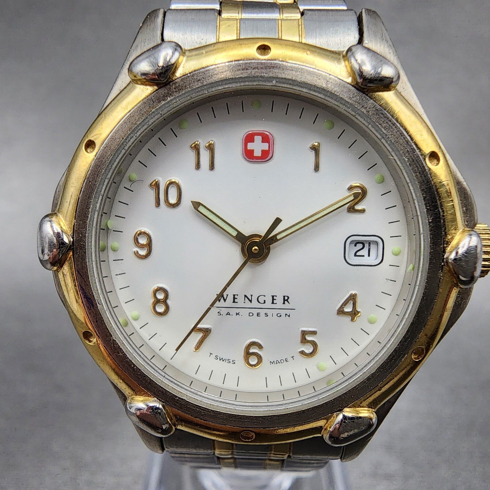 Wenger SAK Design Watch Women 29mm White Dial Two Tone Date Round New Batt A11