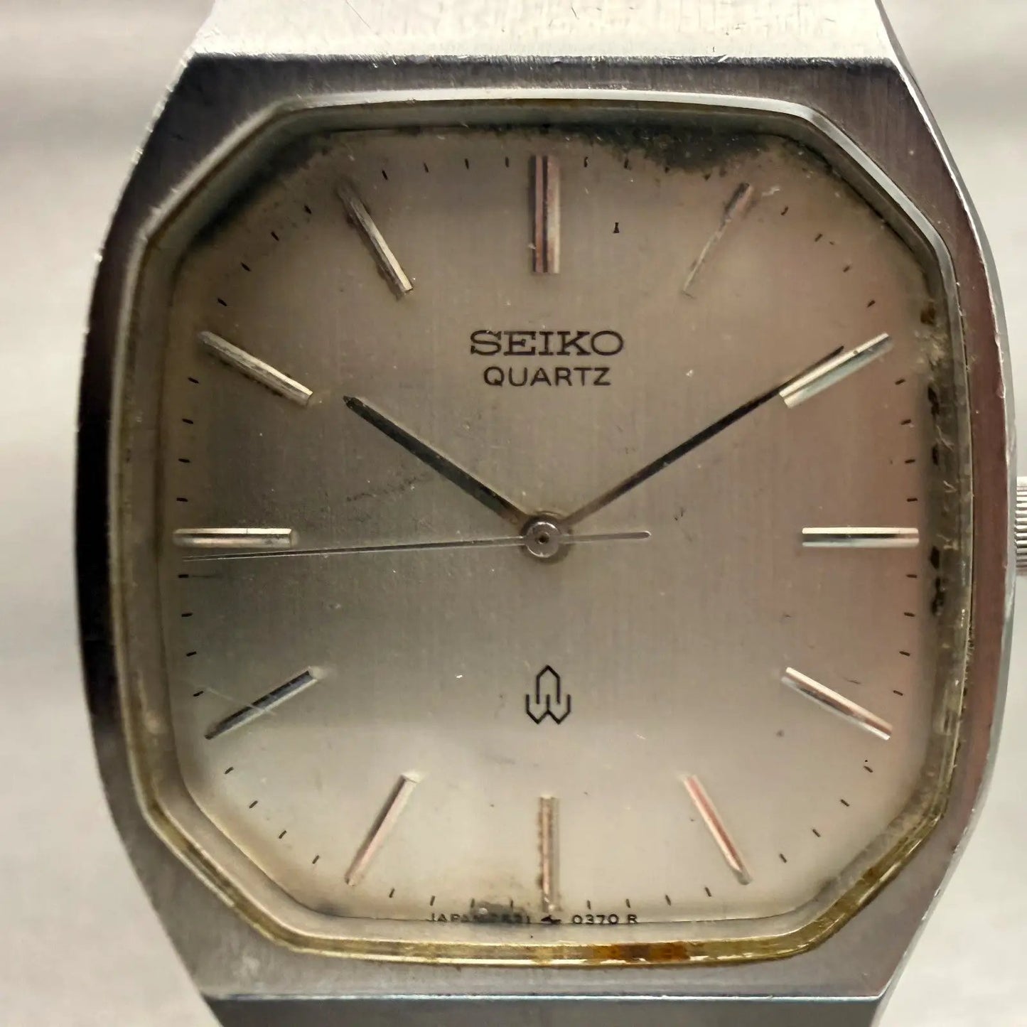 48304602
