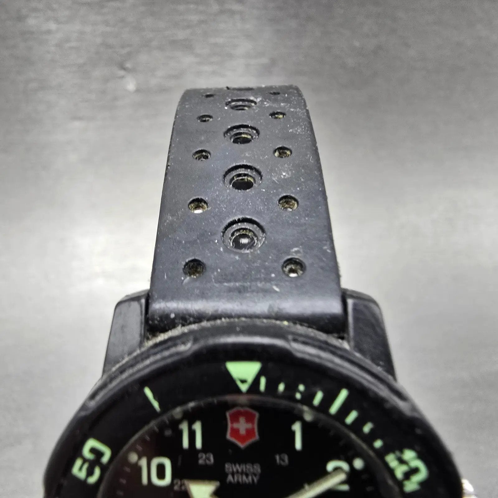 Victorinox Swiss Army Striker Watch Women 31mm Black Dial Black Tone Date PARTS5