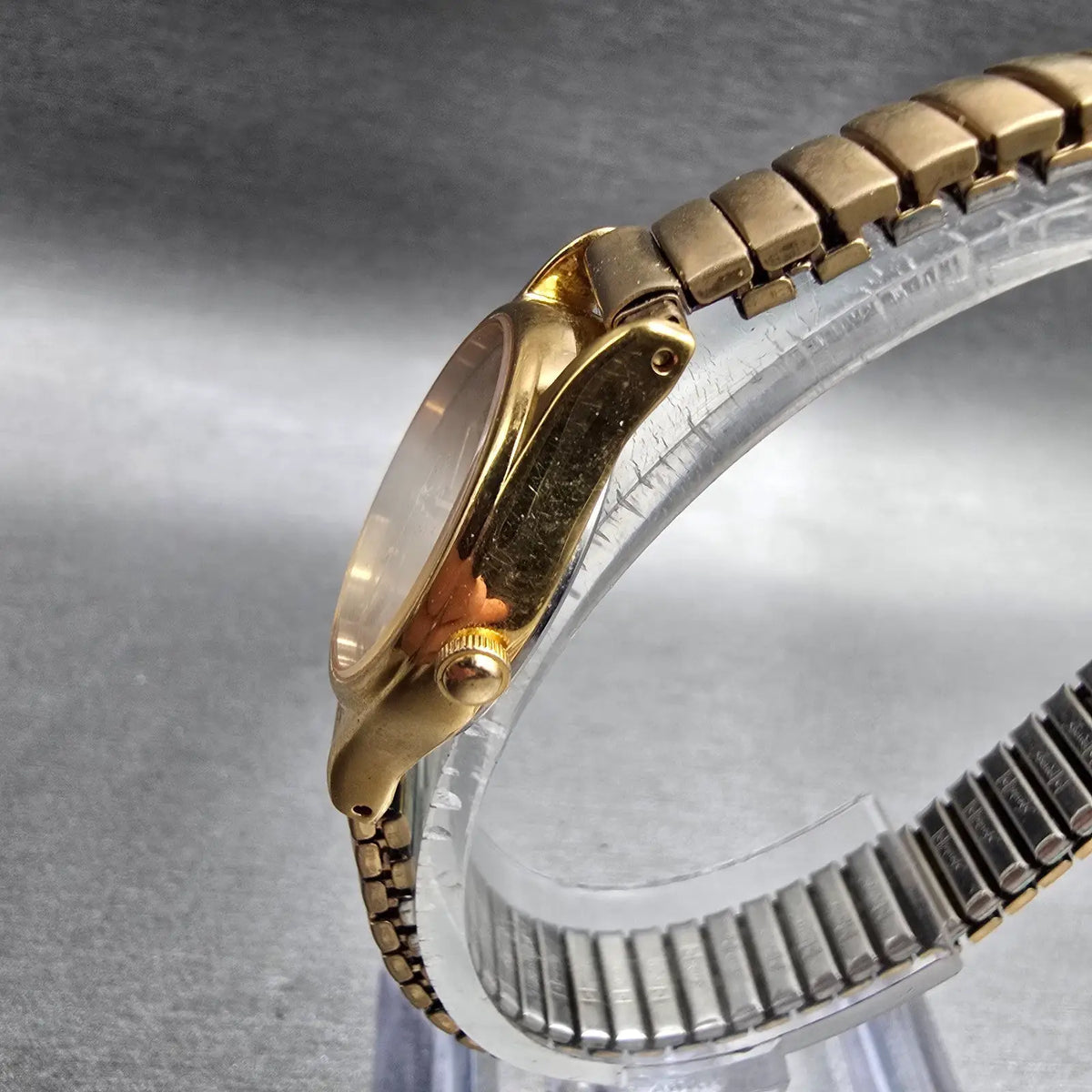 Seiko Watch Women 23mm Gold Dial Gold Tone Round 1N01-0F50 New Battery Vintage2