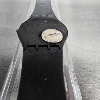 Swatch X-Rated Watch Men 34mm White Dial Black Tone Date GB406 New Battery NOS13