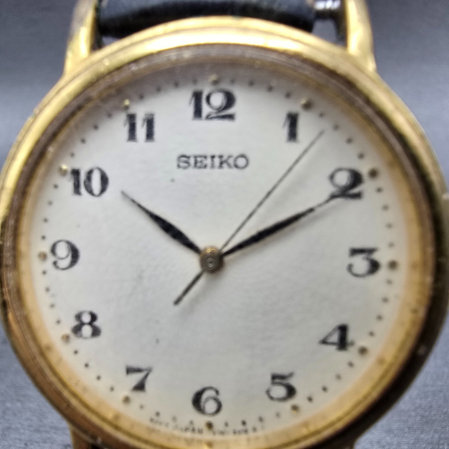 Seiko Watch Men 33mm Cream Dial Gold Tone Round Round V701-2A49 PARTS2