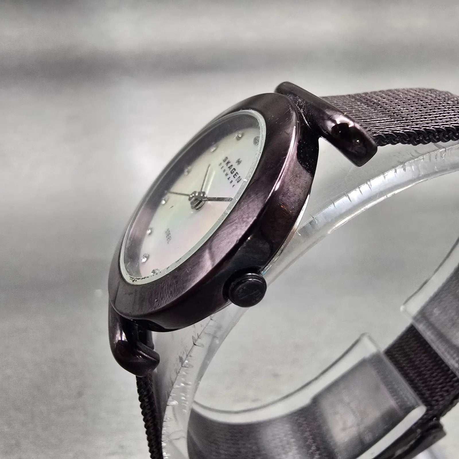 Skagen Denmark Watch Women 25mm MOP Dial Purple Tone Round 107SMMD New Battery2