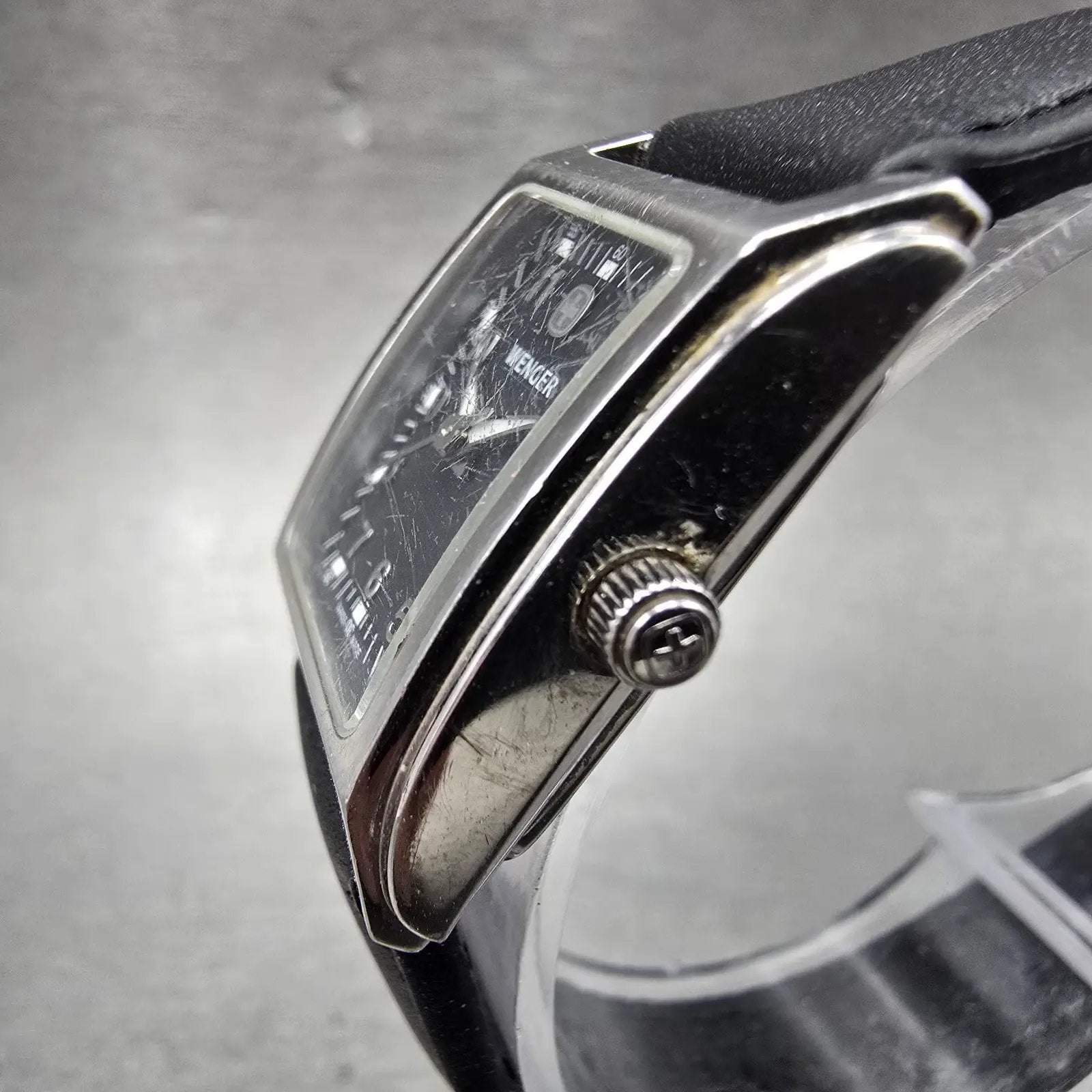 Wenger Swiss Military Tank Watch Women 20mm Black Dial Silver Tone 7511X New Bat2