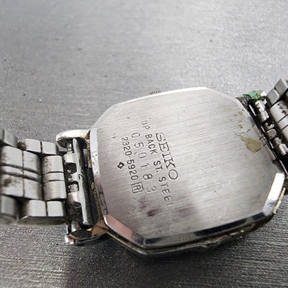Seiko Watch Women 21mm Silver Dial Silver Tone Rectangle 23205920 New Battery10