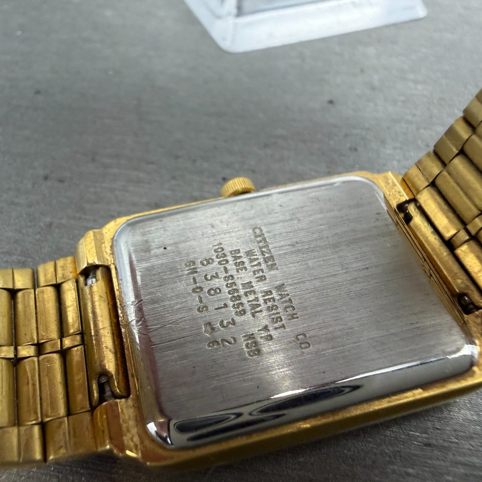 Citizen Tank Watch Unisex 24mm Champagne Dial Gold Tone Rectangle New Battery9