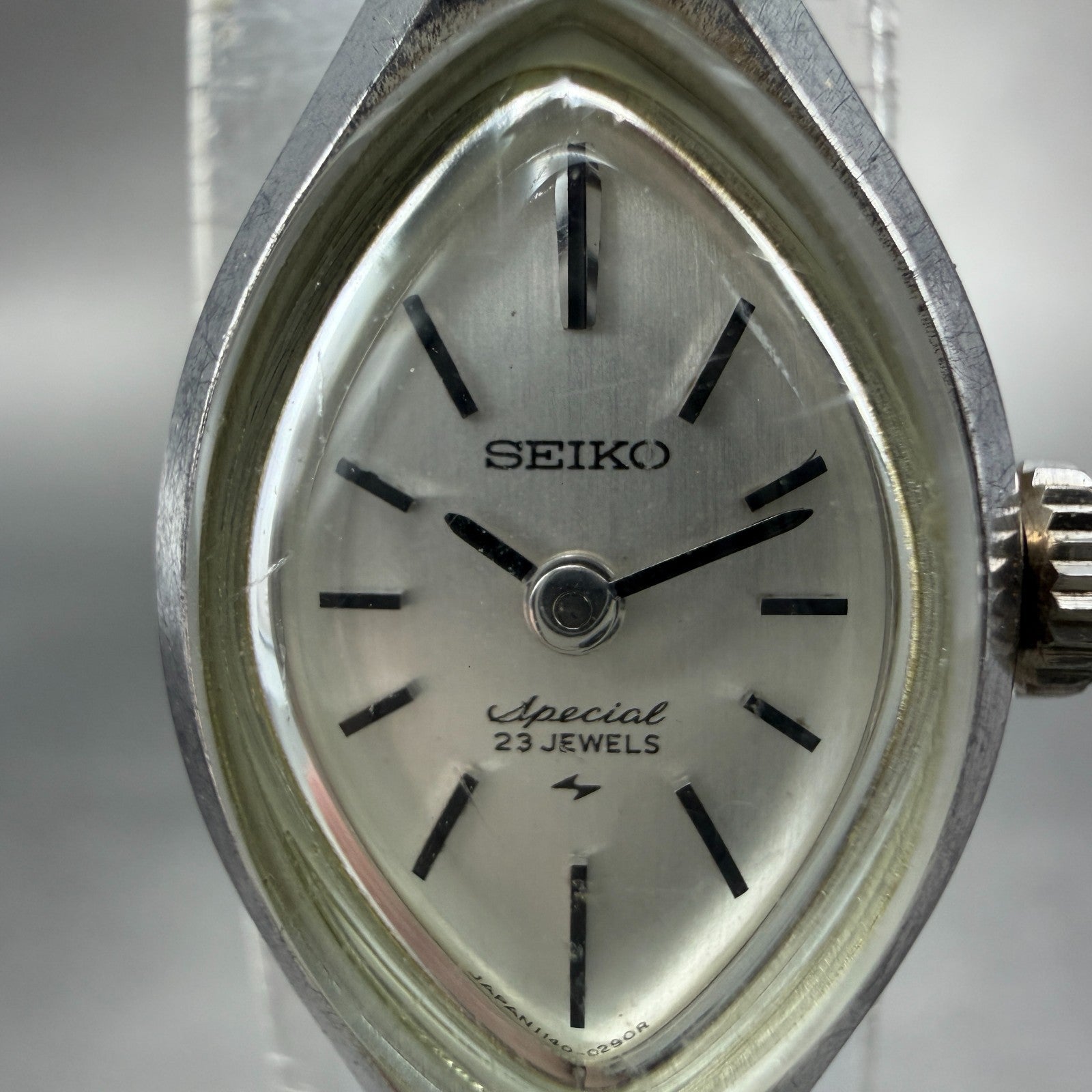 Seiko Special Watch Women 15mm White Dial Silver Tone Manual Wind 1140-7080 Runs1