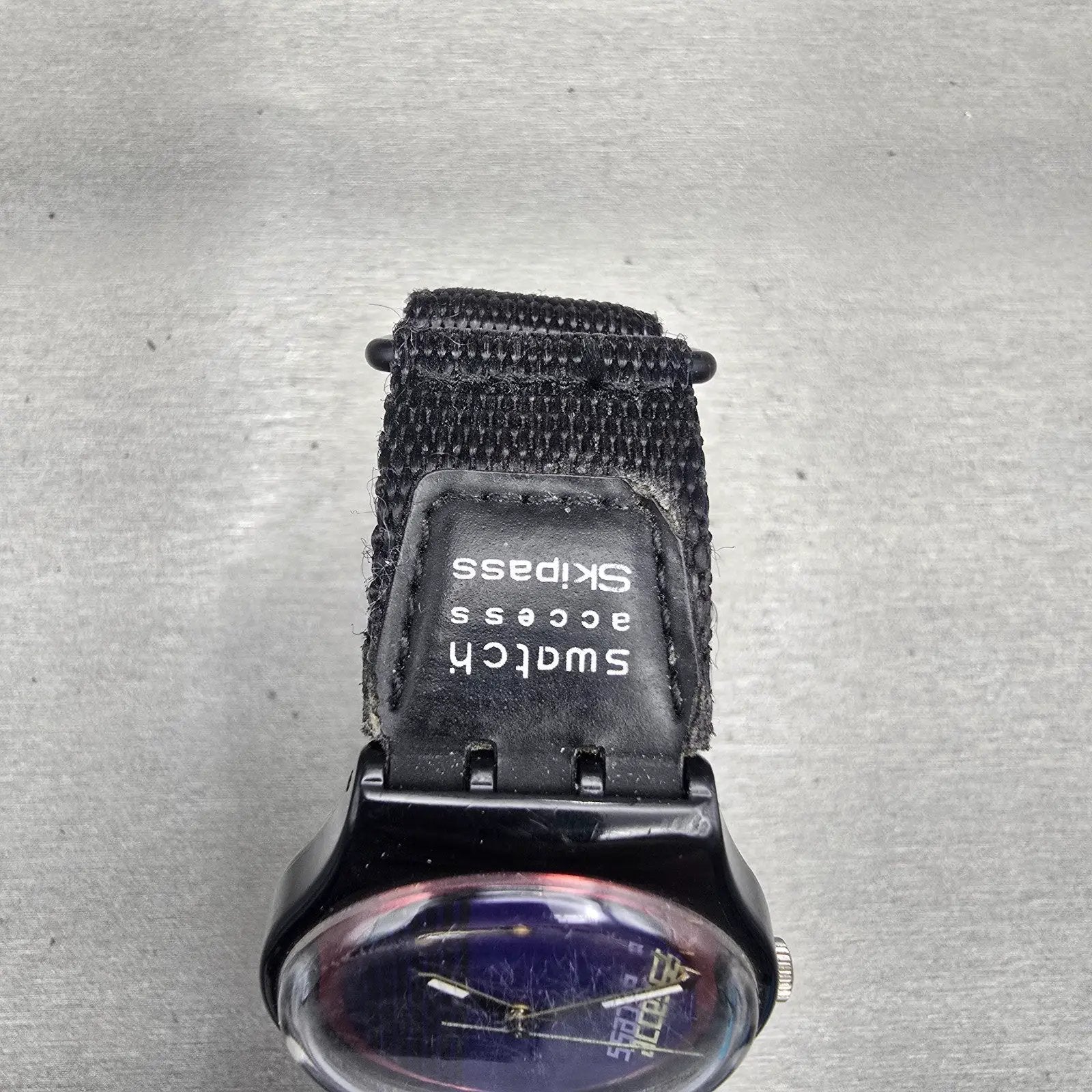 Swatch Access DOUBLE LOOP Watch Men Purple Dial Black Tone SKB100 New Battery4