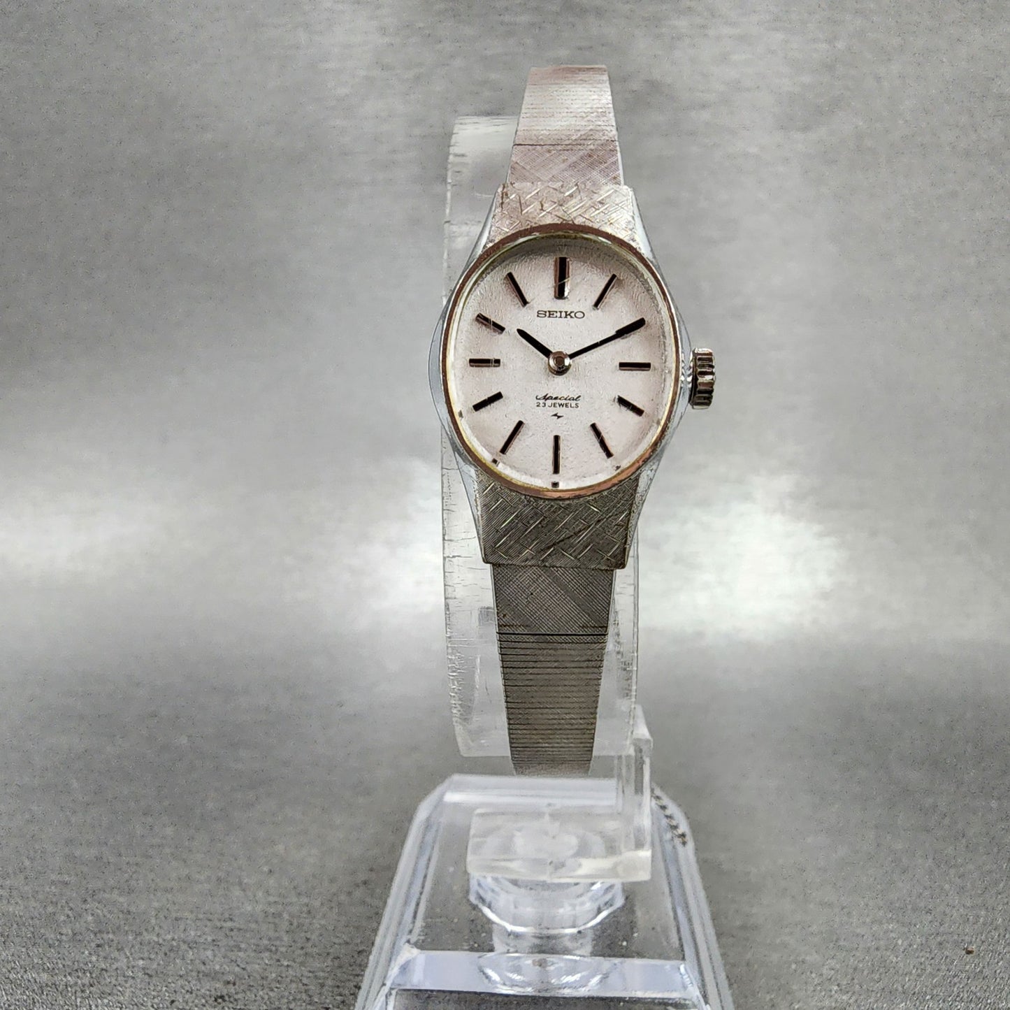 Seiko Special Watch Women 19mm White Dial White Gold Plated Manual Wind Runs5