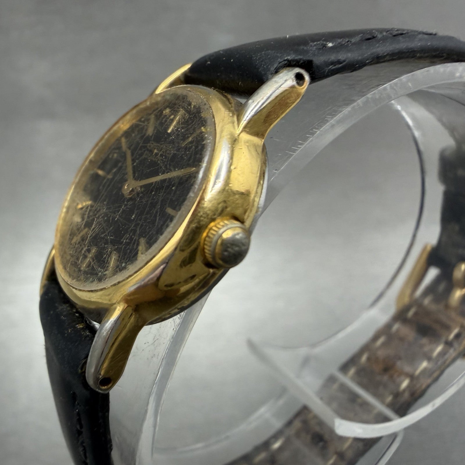 Seiko Watch Women 20mm Black Dial Gold Tone Round Vintage 1N000F69 New Battery2