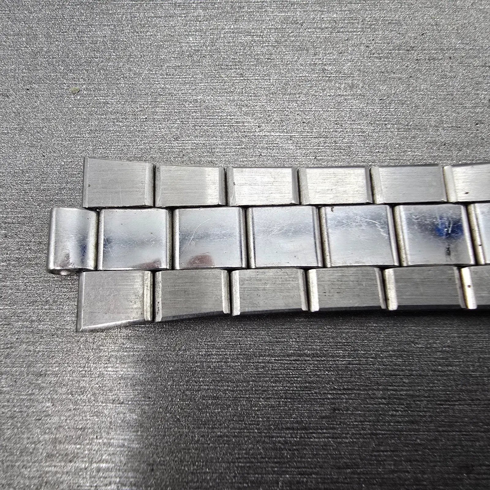Seiko Bracelet 7mm Stainless Steel Silver Tone Tri Folding Clasp Vintage8