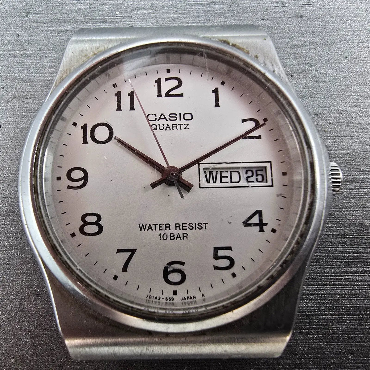 Casio MMW-80 Watch Men 34mm Silver Dial Silver Daydate Round VTG 394 PARTS2