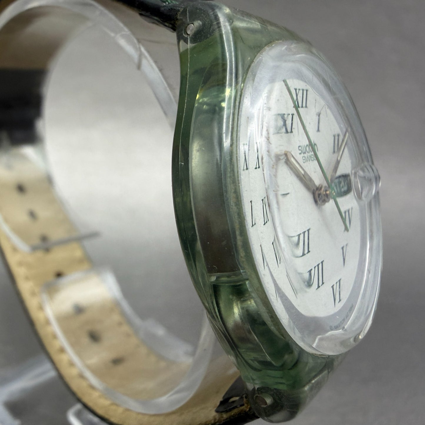 Swatch Green Lacquer Watch Men 34mm White Dial Clear Daydate GM709 New Battery3