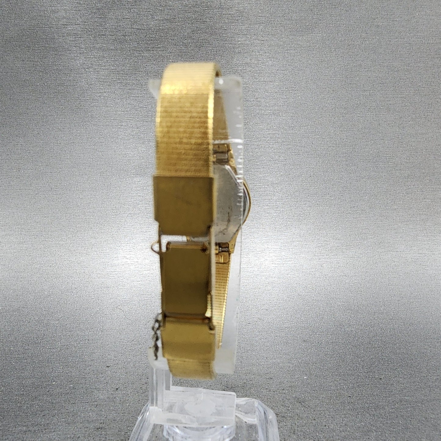 Seiko Watch Women 20mm Champagne Dial Gold Tone Round 8Y210020 New Battery7