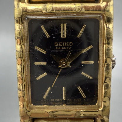 Seiko Tank Watch Women 16mm Black Dial Gold Tone Rectangle 1N015A69 New Battery1