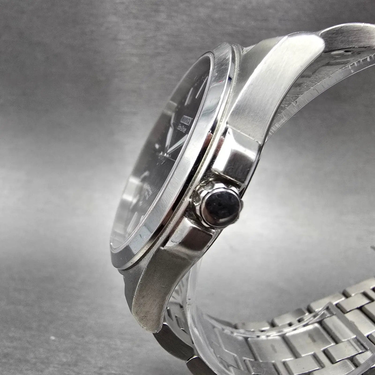 Citizen Eco-Drive Corso Watch Men 41mm Black Dial Silver Date E111-S070856 Runs2