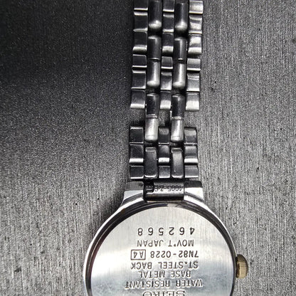 Seiko Watch Women 23mm Black Dial Two Tone Date Round 7N82-0228 New Battery JP111