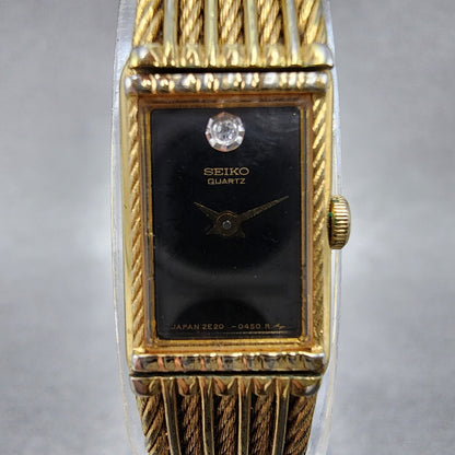Seiko Tank Watch Women 12mm Black Dial Gold Tone 2e205269 New Battery1