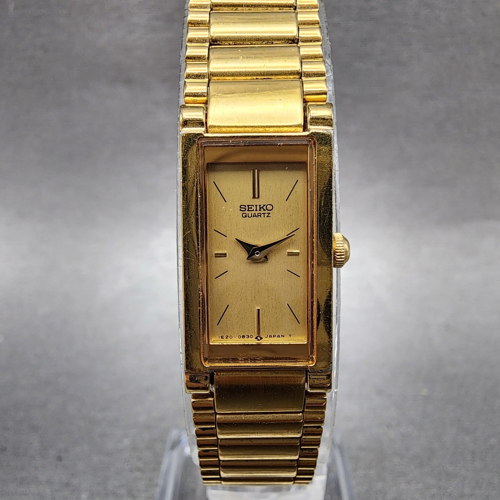 Seiko Tank Watch Women 13mm Champagne Dial Gold Tone 1e205519 New Battery0