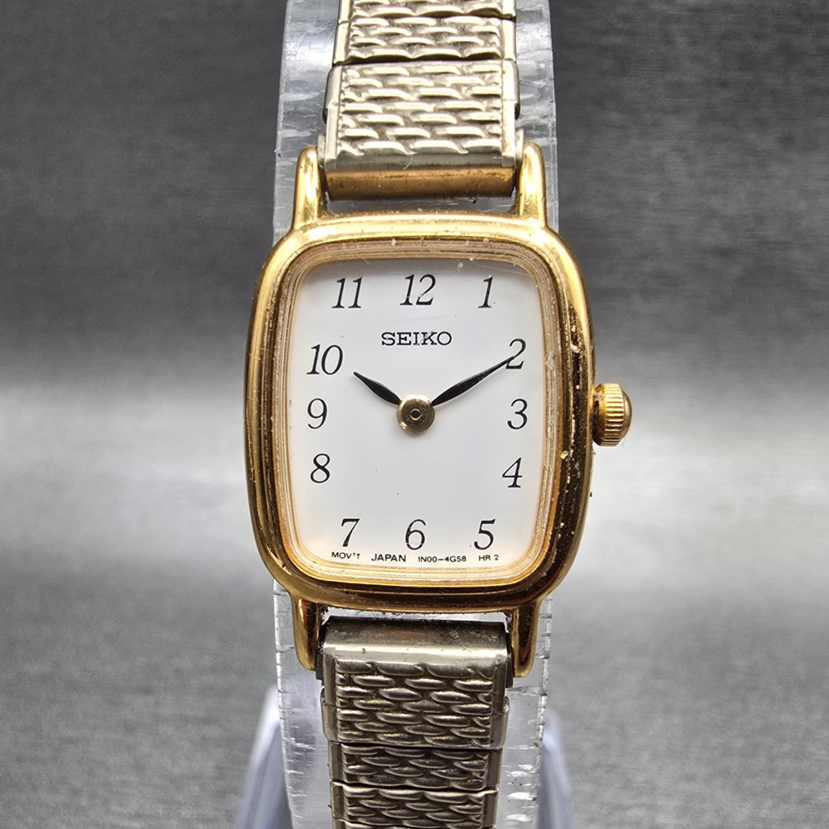 Seiko Watch Women 17mm White Dial Gold Tone Rectangle 1N00-5K29 New Battery0