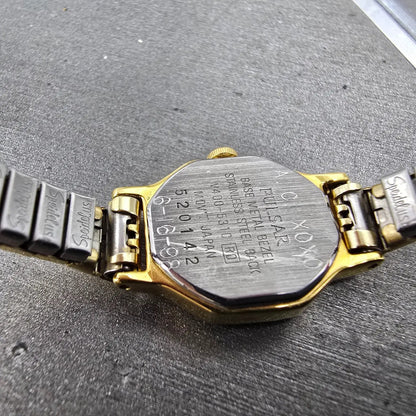 Pulsar Watch Women 17mm Black Dial Gold Tone Octagon V400-5310 Leafs New Battery9