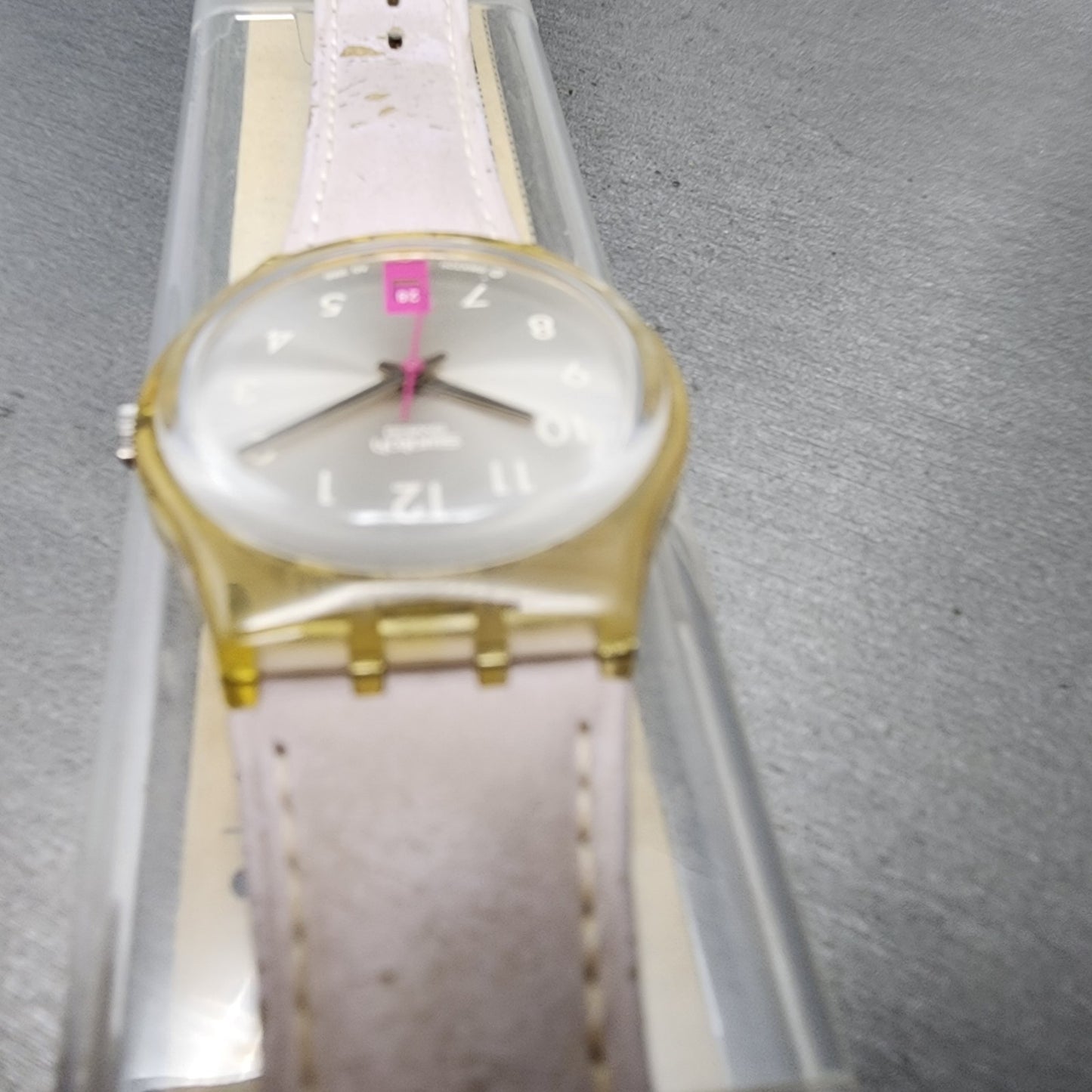Swatch Pink Lady Watch Women 34mm Silver Dial Clear Date Round GP401 New Battery4