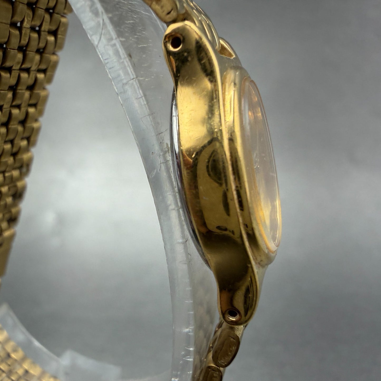 Seiko Watch Women 17mm Champagne Dial Gold Tone Oval V401-5109 New Battery VTG A3