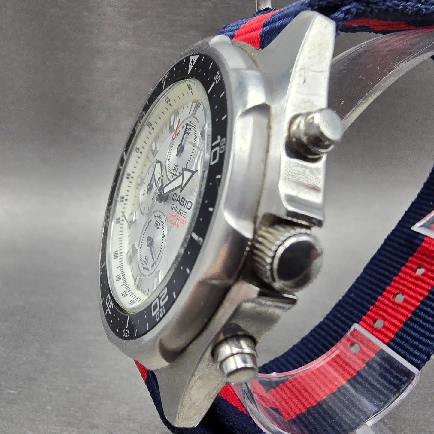 Casio Chronograph Watch Men 45mm Silver Dial Silver Tone Date AMW-330 NewBatt JK2