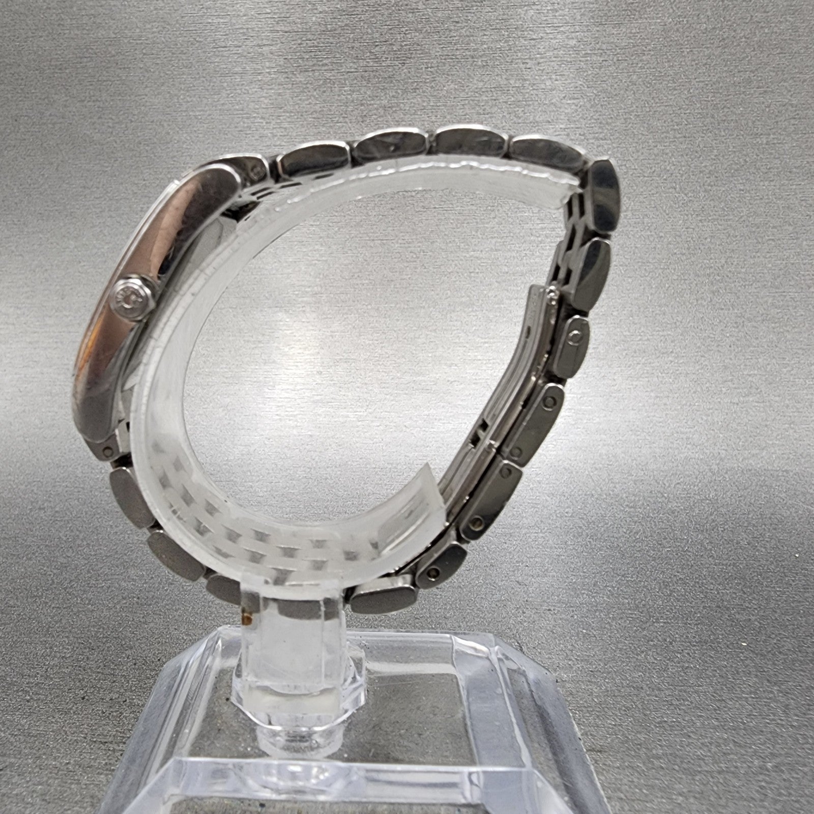 Longines Dolce Vita tank Watch Women 20mm White Dial Steel Rectangle New Batt B16