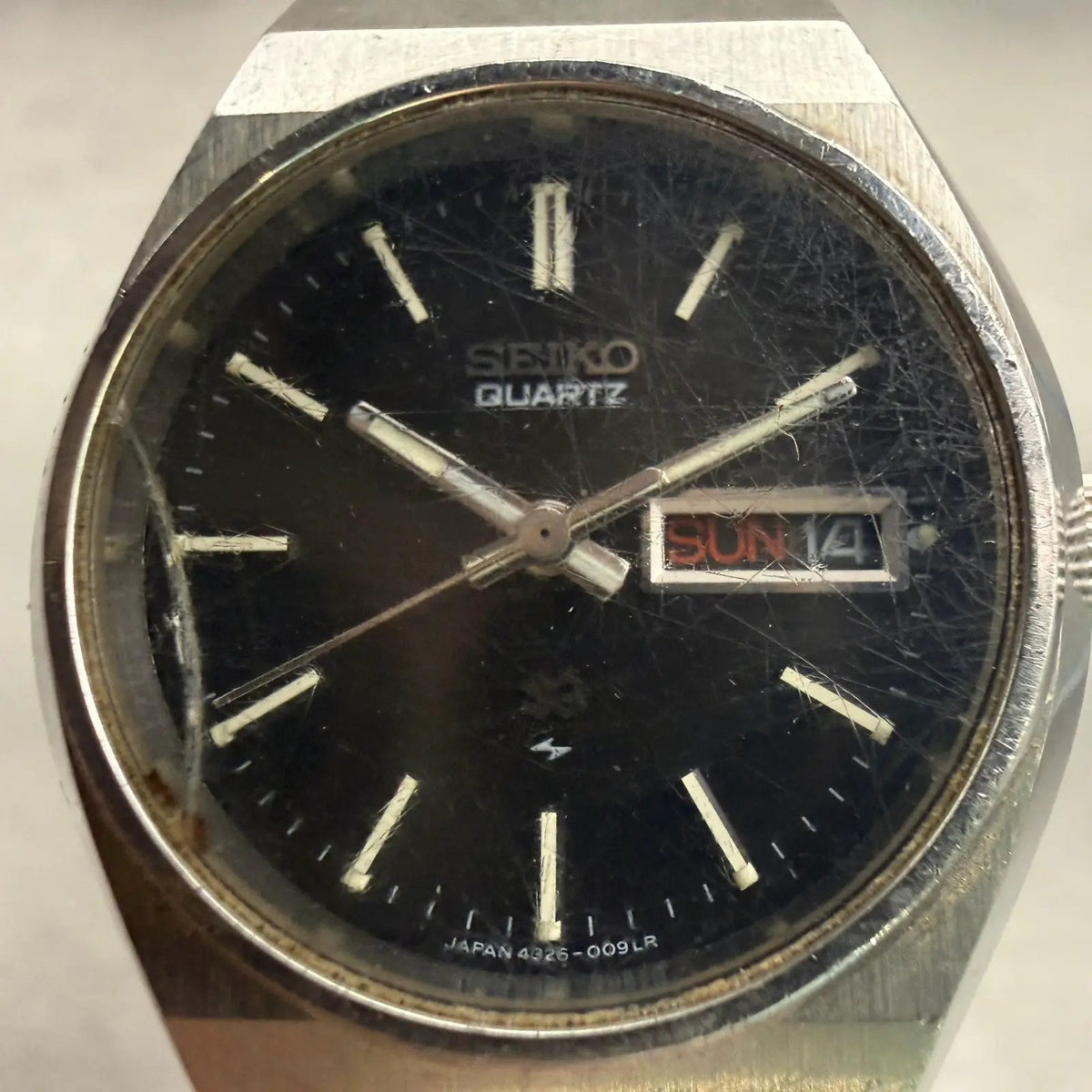 48304708