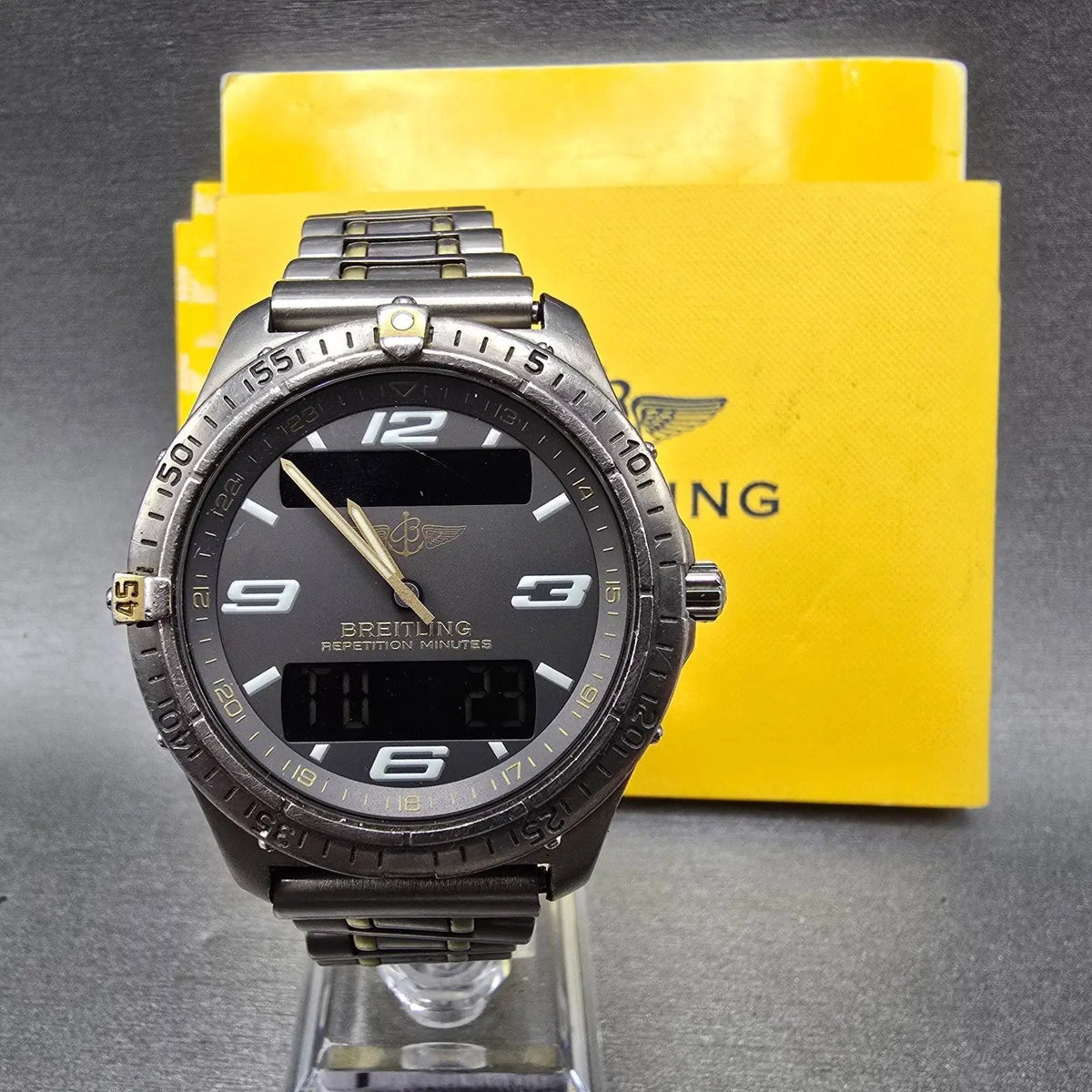 Breitlling Aerospace Watch Men 40mm Titanium Alarm Chronograph Analog Digital0