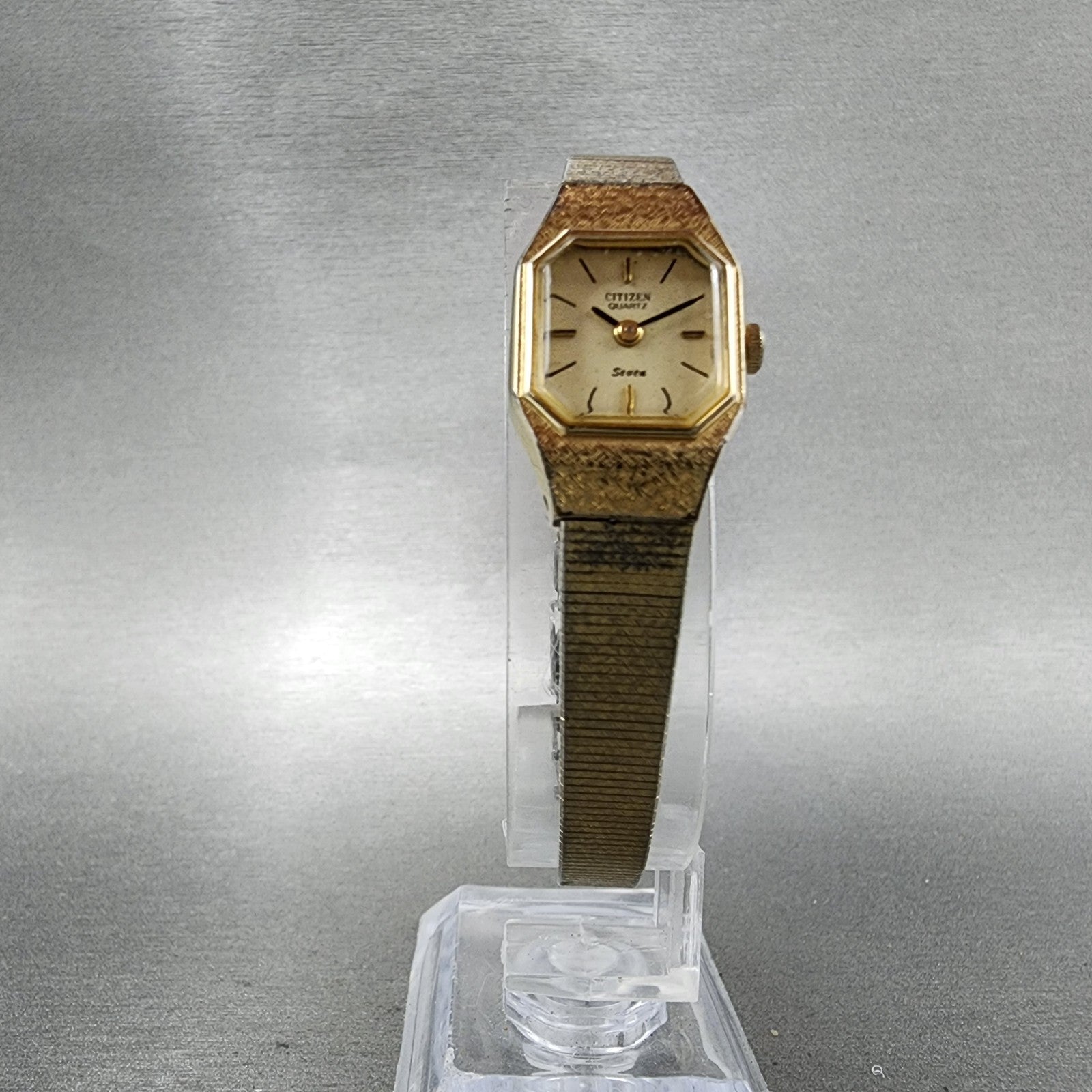 Citizen Seven Watch Women 16mm Gold Dial Gold Tone Octagon New Battery VTG5