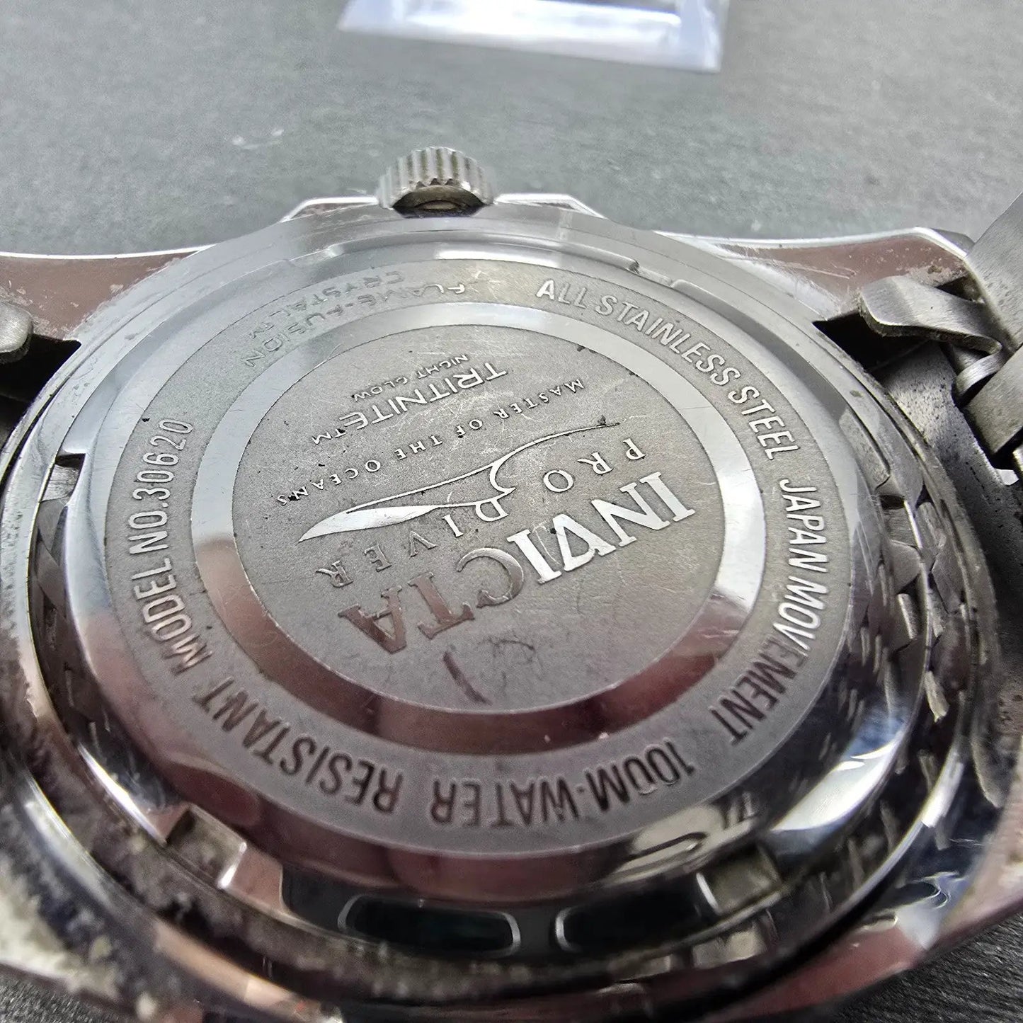 Invicta Pro Diver Watch Men 43mm Black Dial Silver Tone Date 30620 New Battery10