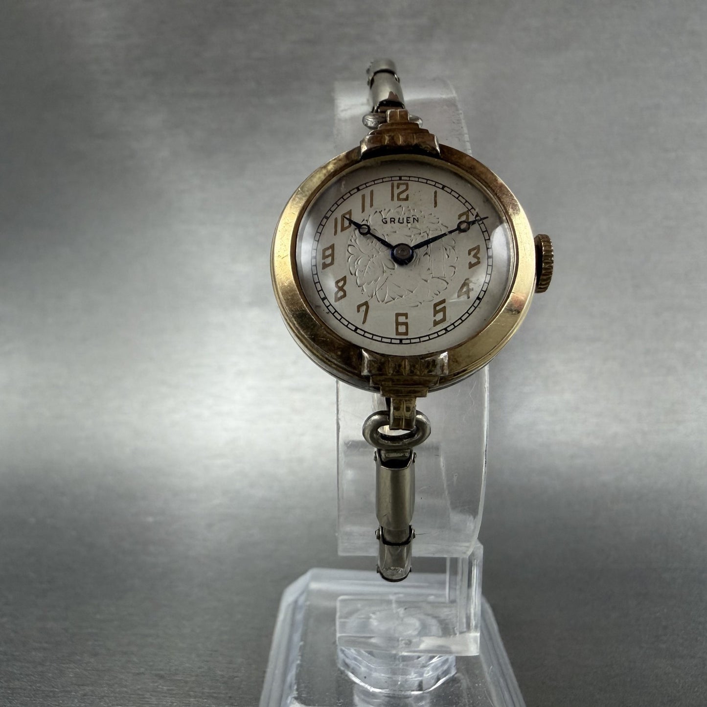 Gruen Watch Women 25mm White Dial Gold Tone Manual Wind Runs Vintage5